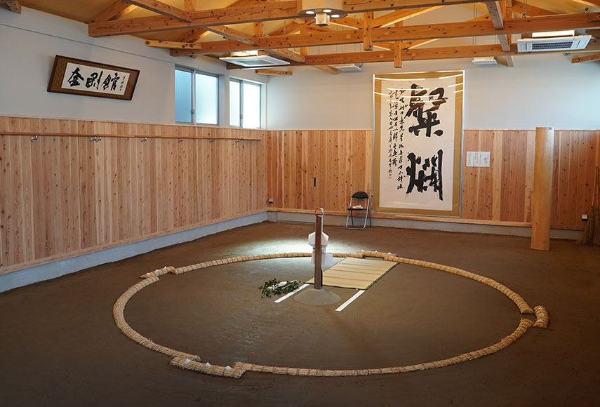 二子山部屋 九州場所 稽古場